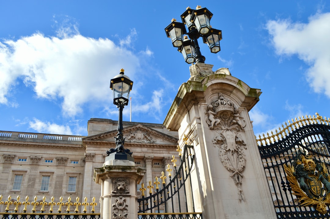 Trump's Secret Palace Obsession: Insider Reveals He Demanded All The 'Gossip' On Meghan Markle From King Charles